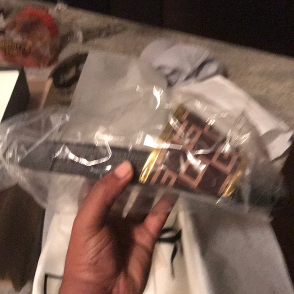 Brand new Gucci slides - Picture 3 of 6